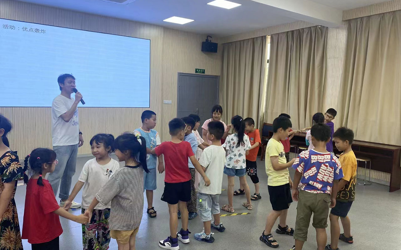 集宁龙观乡中心学校