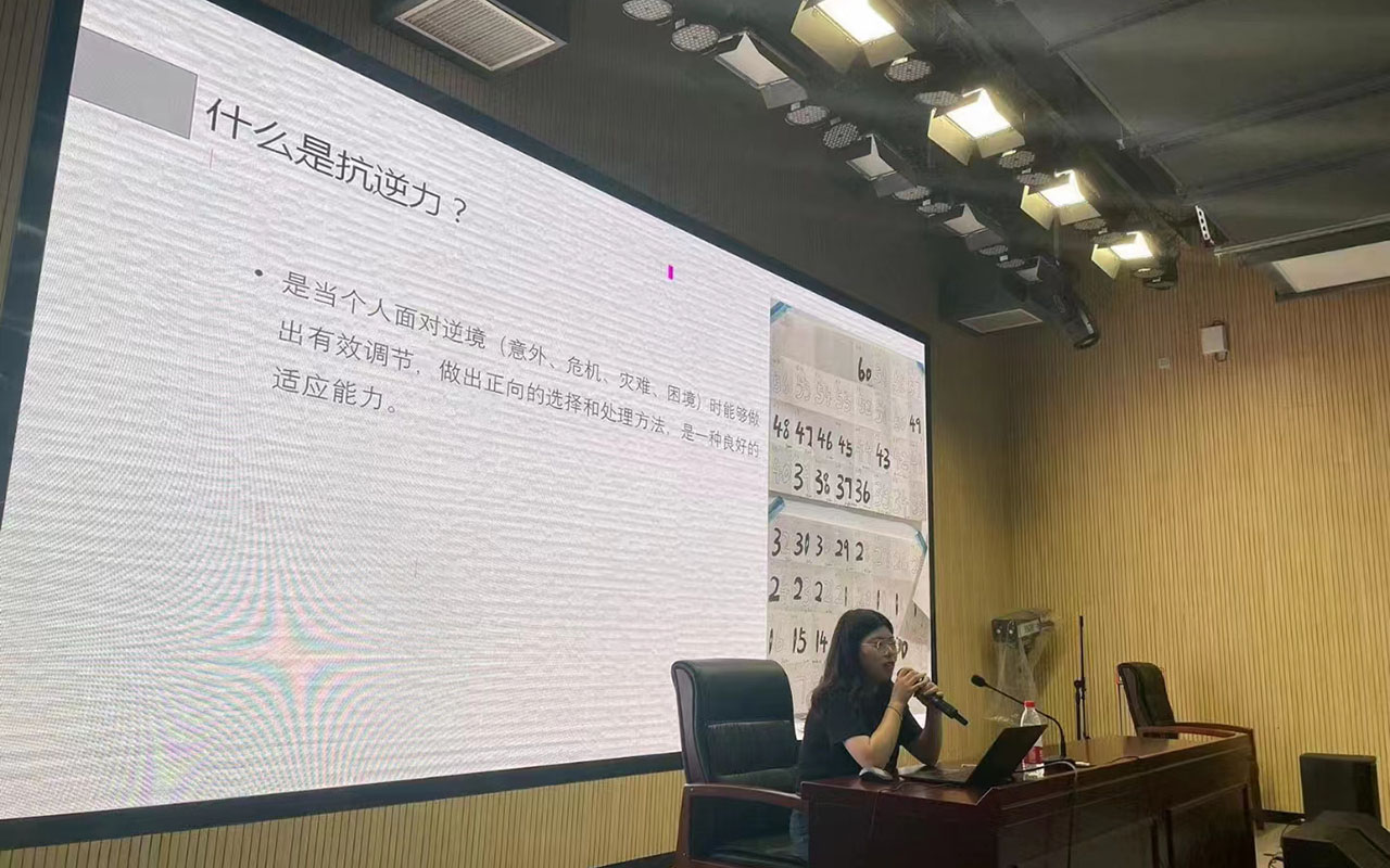 集宁董玉娣中学